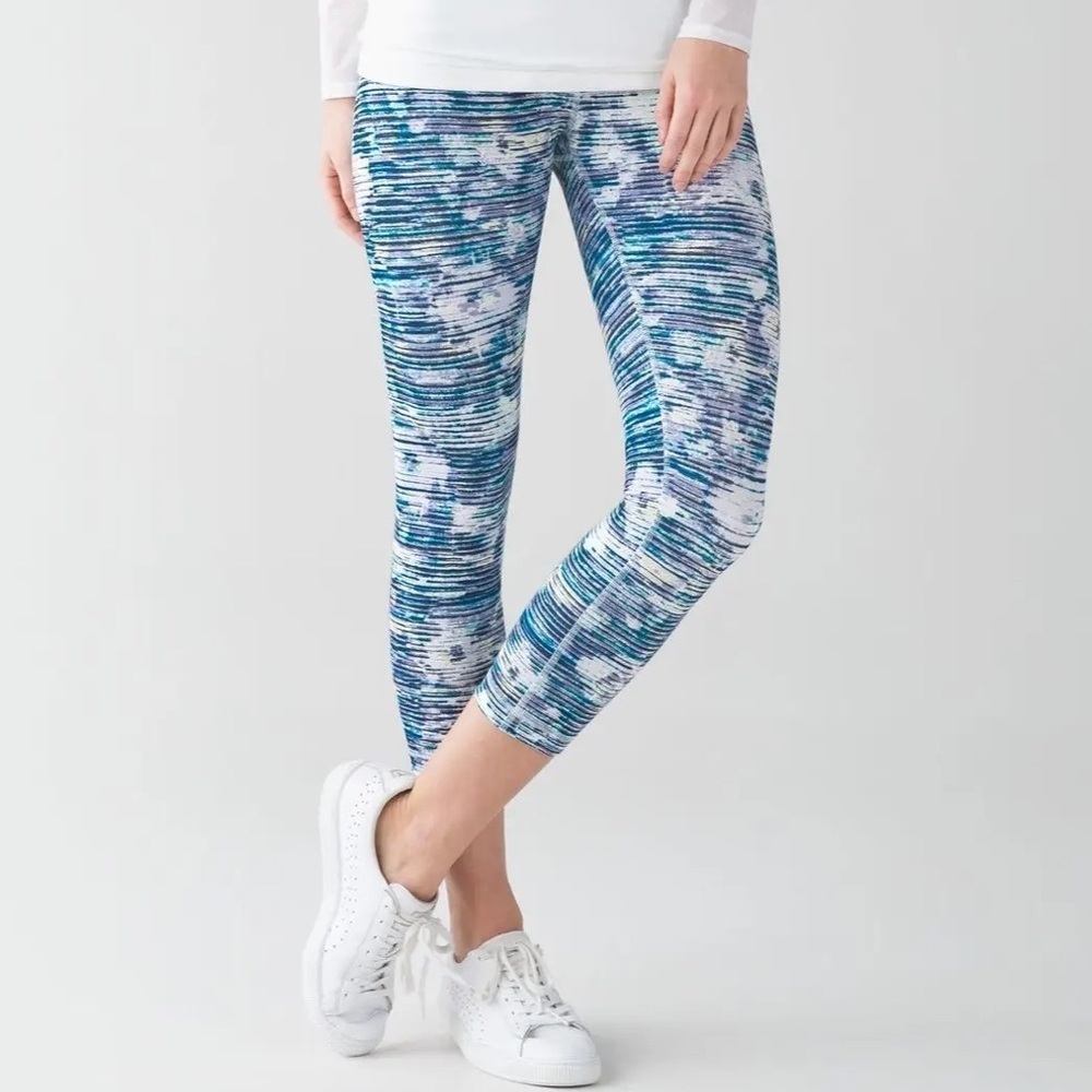 Lululemon Wunder Under Leggings White Blue Size 4
